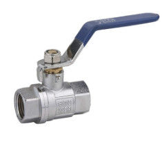 Presión de cobre amarillo forjada caliente de la vávula de bola que valora la certificación del CE de 600psi ISO